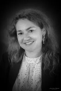 Photo de Ma&icirc;tre Magalie DELCOURT